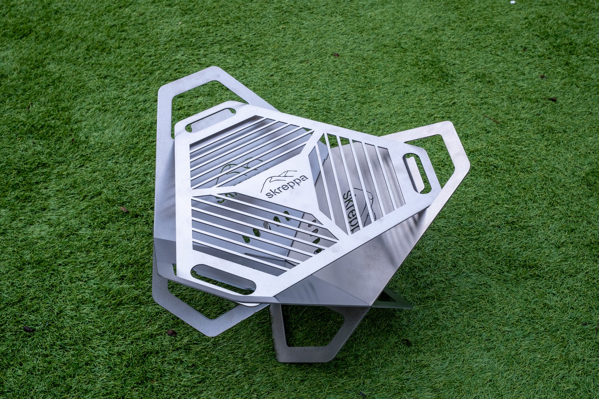 lightweight packable flat fire pit bbq grill titanium lightweight camping
